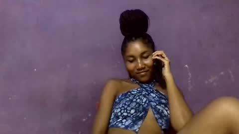 Snapshot of amelisy20005 chatting on 01-17-26, 04:33 amelisy20005 online show from 01-17-26, 04:33