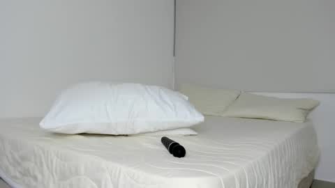 Snapshot of amellove chatting on 01-21-25, 01:08 Amelie gadotx ig online show from 01-21-25, 01:08