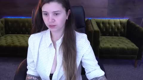 Snapshot of amellymillyy chatting on 09-14-25, 01:32 amellymillyy online show from 09-14-25, 01:32