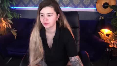 Snapshot of amellymillyy chatting on 11-24-25, 10:42 amellymillyy online show from 11-24-25, 10:42