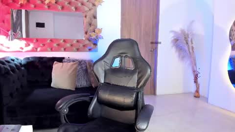          online show from 06-20-26, 12:19