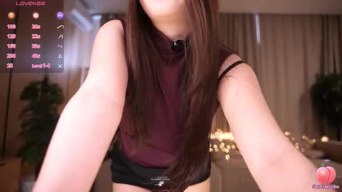 Snapshot of amelyisthatyou chatting on 03-18-26, 05:43 amelyisthatyou online show from 03-18-26, 05:43