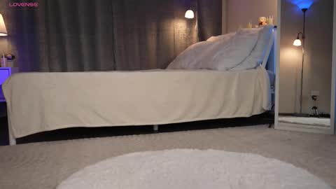 Amy  online show from 11-20-25, 02:12