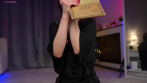 Amy  online show from 12-15-25, 01:32