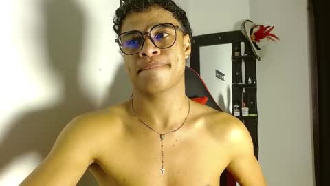 Snapshot of america_27 chatting on 05-26-26, 05:14 AMILCAR online show from 05-26-26, 05:14
