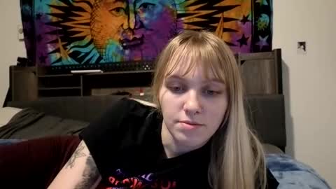amethystmoon18 online show from 03-05-26, 06:48