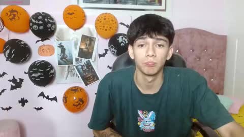 amethystshadow online show from 10-19-25, 01:45