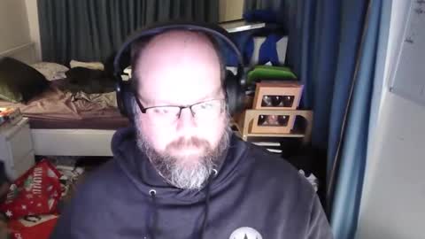 Andy online show from 09-25-25, 01:37