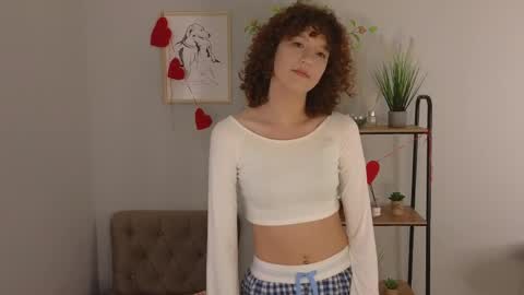 Alivia online show from 05-24-26, 10:09