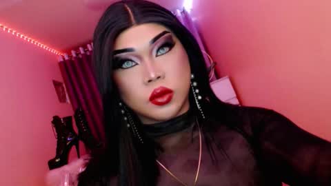 Queen Mireska online show from 11-10-25, 03:00