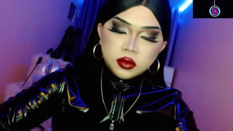 Queen Mireska online show from 03-18-26, 06:22