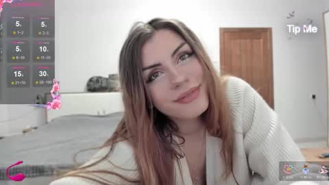 Snapshot of amiandthomas chatting on 11-15-25, 04:03 VelvetCaprice online show from 11-15-25, 04:03