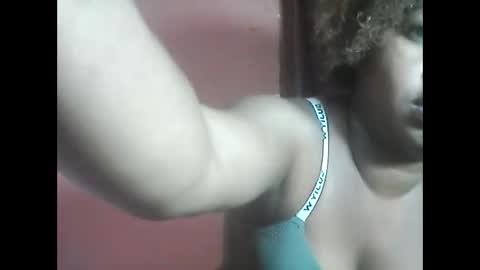 amielle_01 online show from 04-30-26, 10:54