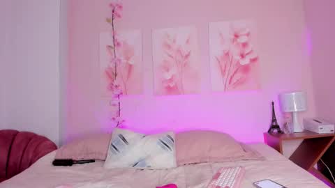 AmiiClark  online show from 03-23-26, 07:18