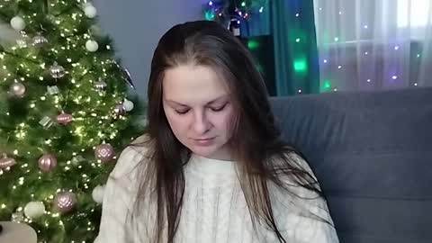 Mila online show from 01-11-25, 08:11