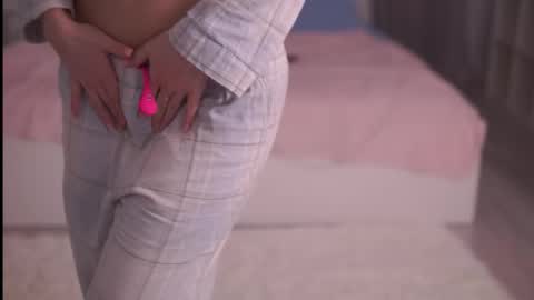 Emily online show from 12-02-25, 07:42