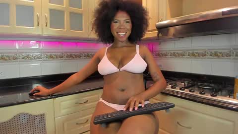 amirajones online show from 05-30-26, 08:17