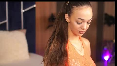 Amiraveyl online show from 09-25-25, 08:34