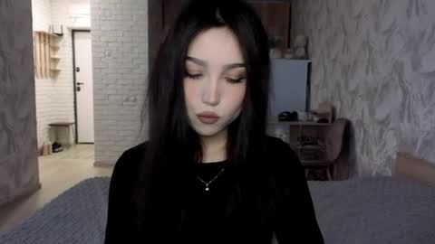 Snapshot of amiyulo chatting on 07-29-26, 05:49 Milana online show from 07-29-26, 05:49