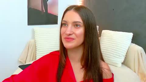 Amira online show from 07-30-26, 04:44