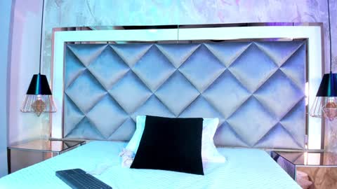 Snapshot of ammy_durand chatting on 01-20-25, 07:04 ammy durand online show from 01-20-25, 07:04