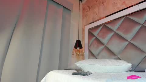 Snapshot of ammy_durand chatting on 01-24-25, 07:41 ammy durand online show from 01-24-25, 07:41