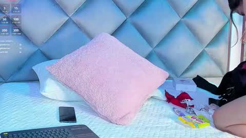 Snapshot of ammy_durand chatting on 02-17-25, 03:15 ammy durand online show from 02-17-25, 03:15