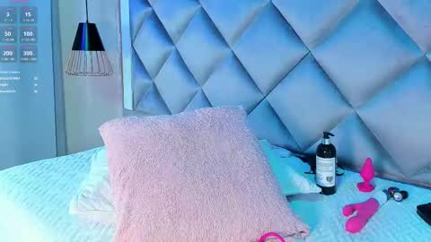 Snapshot of ammy_durand chatting on 02-18-25, 09:10 ammy durand online show from 02-18-25, 09:10