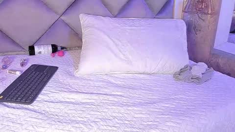 Snapshot of ammy_durand chatting on 02-26-25, 01:32 ammy durand online show from 02-26-25, 01:32