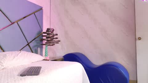 Snapshot of ammy_durand chatting on 09-08-25, 07:24 ammy durand online show from 09-08-25, 07:24