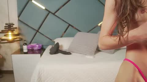 Snapshot of ammy_durand chatting on 11-09-25, 07:01 ammy durand online show from 11-09-25, 07:01