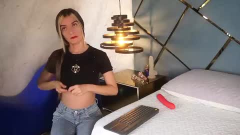 ammy durand online show from 06-16-26, 07:27