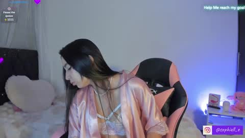 Snapshot of ammy_rodriguez_ chatting on 09-13-25, 05:07 Ammy online show from 09-13-25, 05:07