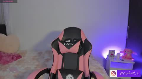 Snapshot of ammy_rodriguez_ chatting on 09-25-25, 01:53 Ammy online show from 09-25-25, 01:53