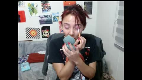 yisel online show from 02-11-25, 03:18