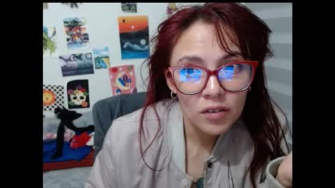 yisel online show from 02-12-25, 03:07