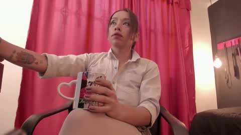 Snapshot of ammytorrez_ chatting on 11-27-25, 11:23 ammytorrez_ online show from 11-27-25, 11:23