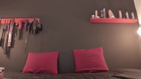 Snapshot of ammytorrez_ chatting on 11-28-25, 11:13 ammytorrez_ online show from 11-28-25, 11:13