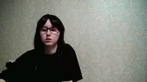 Snapshot of amomira chatting on 10-26-25, 08:20 Amomira online show from 10-26-25, 08:20