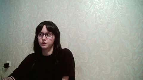 Amomira honeyx online show from 06-25-26, 02:22