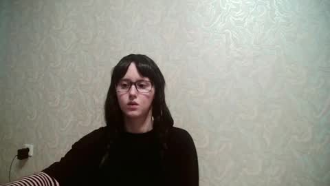 Amomira honeyx online show from 06-30-26, 09:10