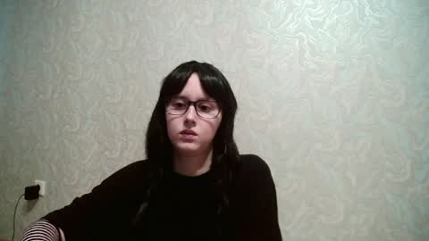 Amomira honeyx online show from 07-04-26, 10:54