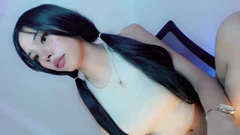 Snapshot of amor_pleasure chatting on 12-04-24, 05:27 Belle Tylor online show from 12-04-24, 05:27