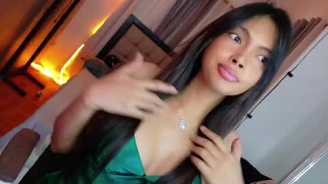 Prinsesa online show from 10-03-25, 03:36