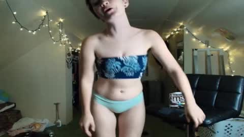 Snapshot of amoramystic chatting on 10-20-25, 04:24 Amora Mystic online show from 10-20-25, 04:24