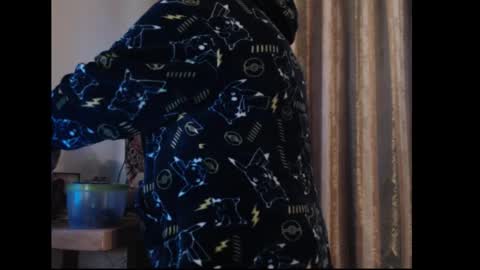 amorelara online show from 10-26-25, 02:23