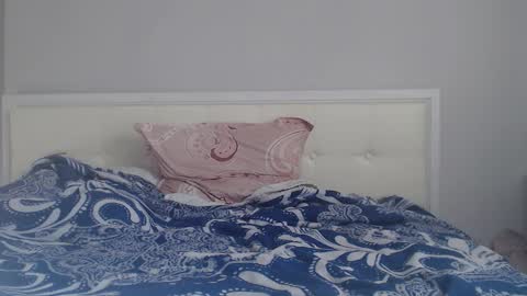 Snapshot of amoremeoww chatting on 02-11-26, 10:09 miss unforgettable online show from 02-11-26, 10:09