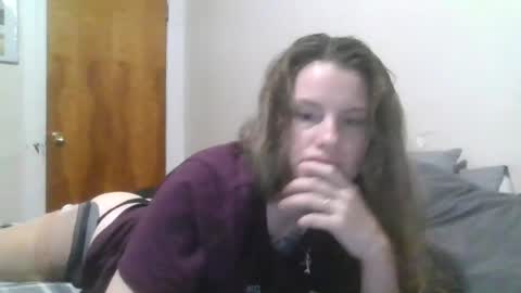 Snapshot of amputeebaby26 chatting on 07-26-26, 02:20 shay online show from 07-26-26, 02:20