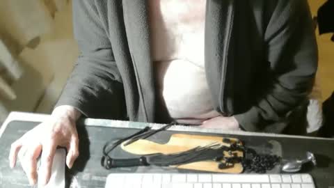 Snapshot of amslave4f chatting on 03-16-26, 11:53 amslave4f online show from 03-16-26, 11:53