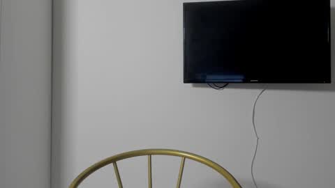 Snapshot of amy1_1 chatting on 10-01-25, 06:08 amy1_1 online show from 10-01-25, 06:08